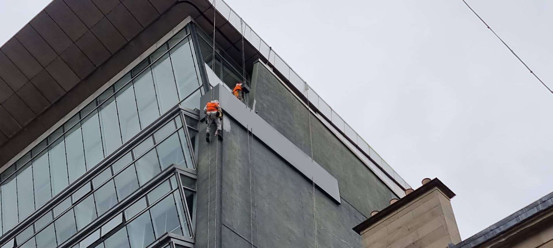 building maintenance using rope access