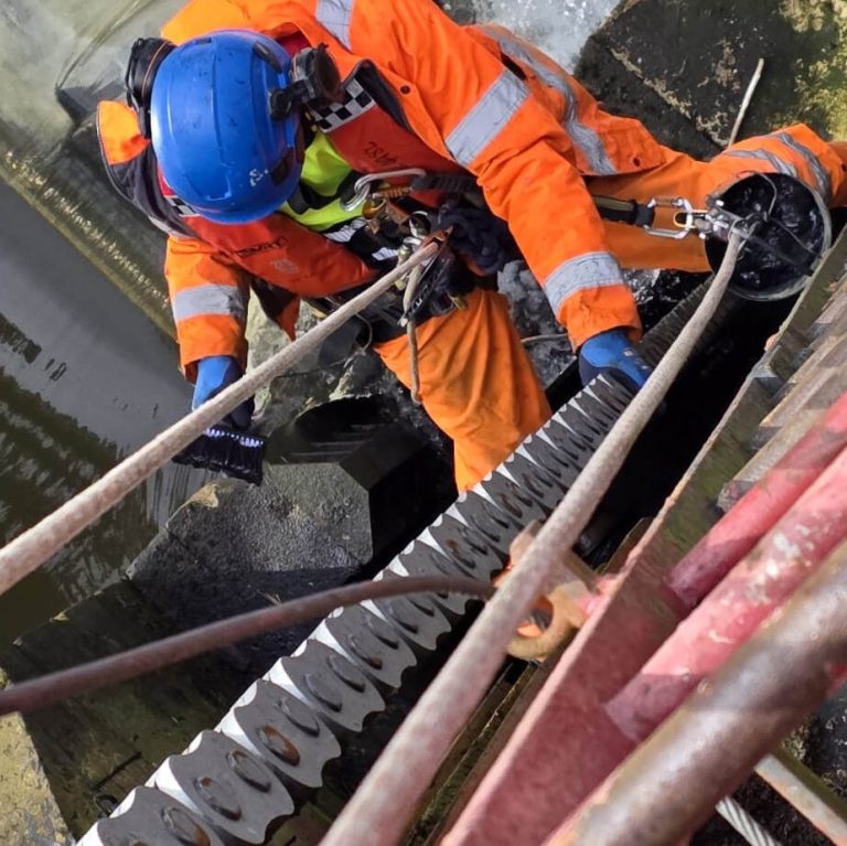 Glasgow Weir Rope Access work as part of our PPM service