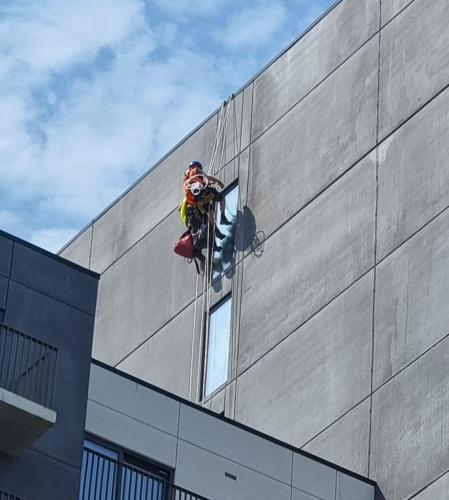 Glasgow-Harbour-Window-Sealing-4