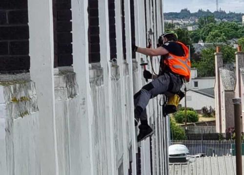 abseiling-rope-access-services-32b