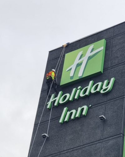 emergency-rope-access-signage-1